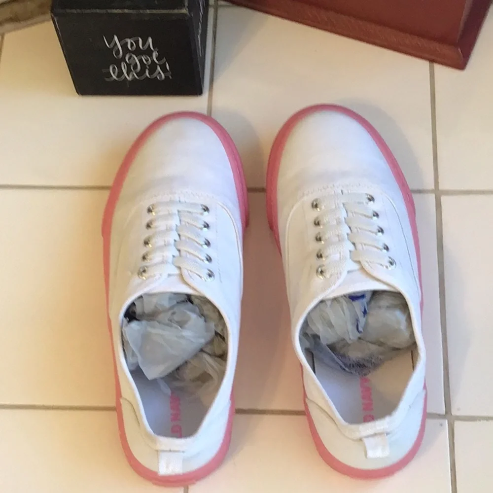 HOST PICK ‘Old Navy’ Kids Twill Sneakers (#6)
